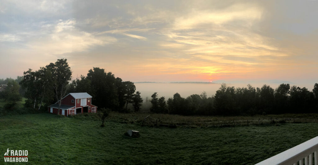 Udsigten over markerne fra min Airbnb var fantastisk at stå op til.