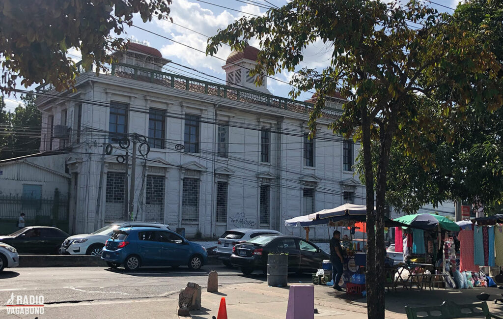 Rosales Hospital blev bygget for mere end 100 år siden i Belgien og sendt her til – via Brasilien.